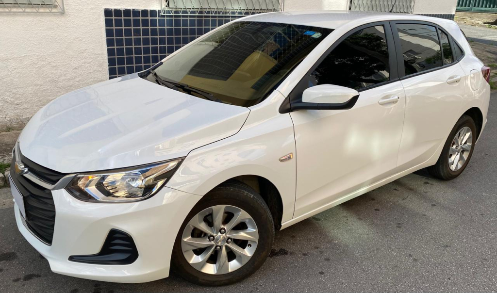 ONIX 1.0 TURBO LT MT